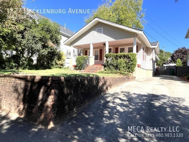 Building Photo - 1827 Mecklenburg Ave