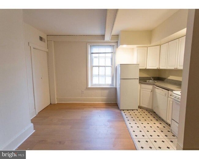 Photo - 901 Clinton St Unit 8