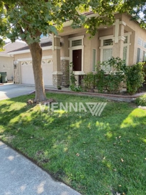 Photo - 7956 Robinson Dr