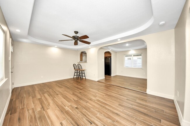 Photo - 8925 Homewood Ln