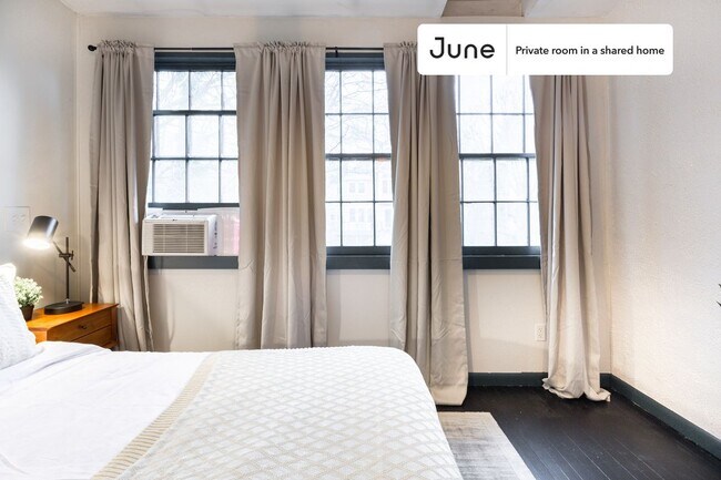 Photo - Room in Shared 5 bed/2 bath home Unidad E