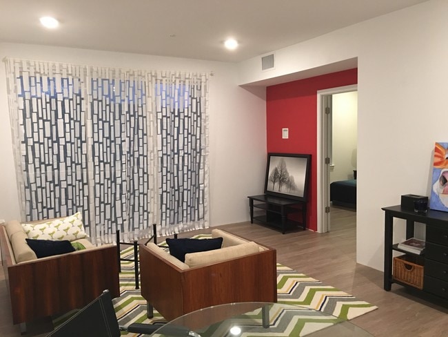 Photo - Museum Apartments