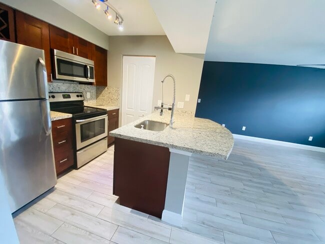 Photo - 1239 SW 46th Ave Unit 908