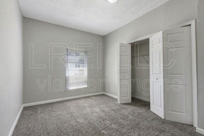 Photo - 3339 Taylor Blvd Unidad 1