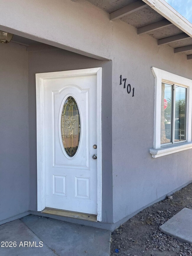 Building Photo - 1701 E Harvard St