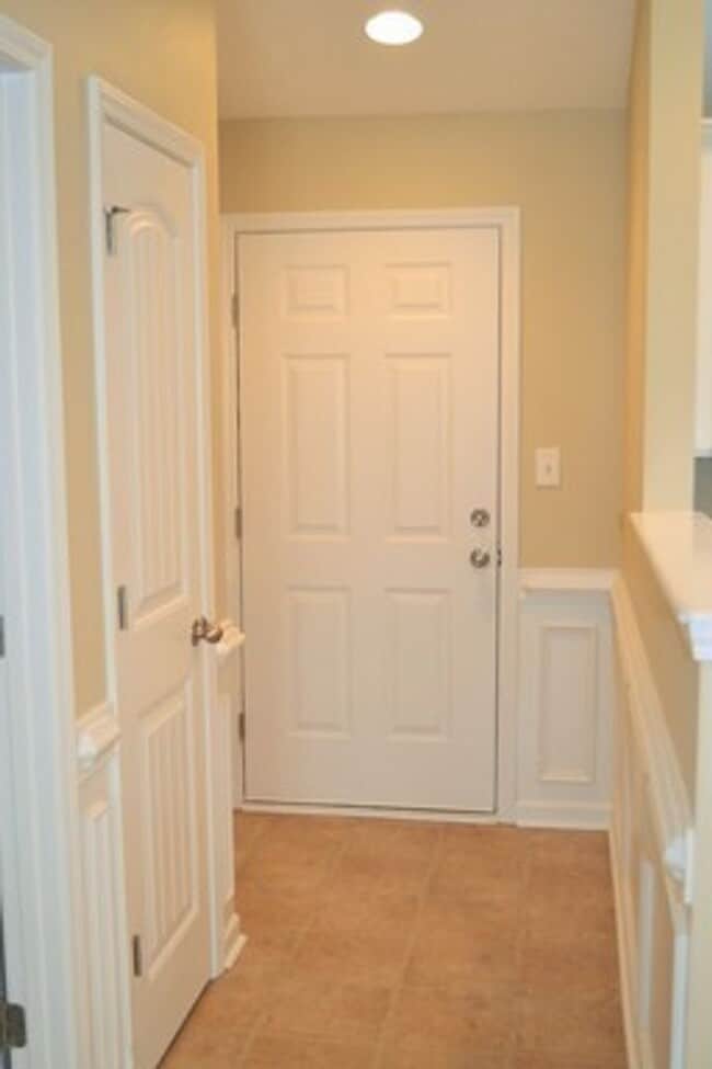 Photo - Cute 2 Bedroom Townhouse - Close to Shopping & Restaurants! Near I-20 and Washington Rd