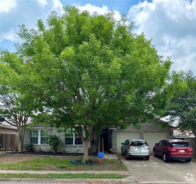 Building Photo - 13620 Glen Mark Dr Rental