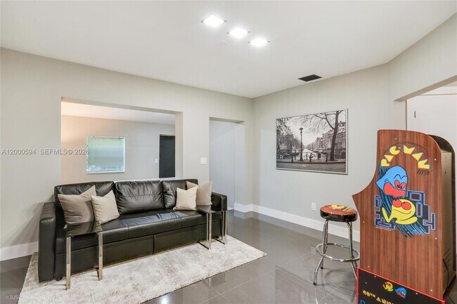 Photo - 2990 NW 50th St