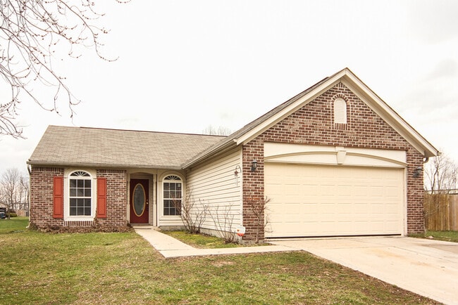 Building Photo - 3 Bedroom in Pike Township