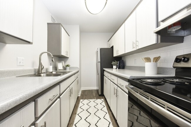 Building Photo - The Vale Rental