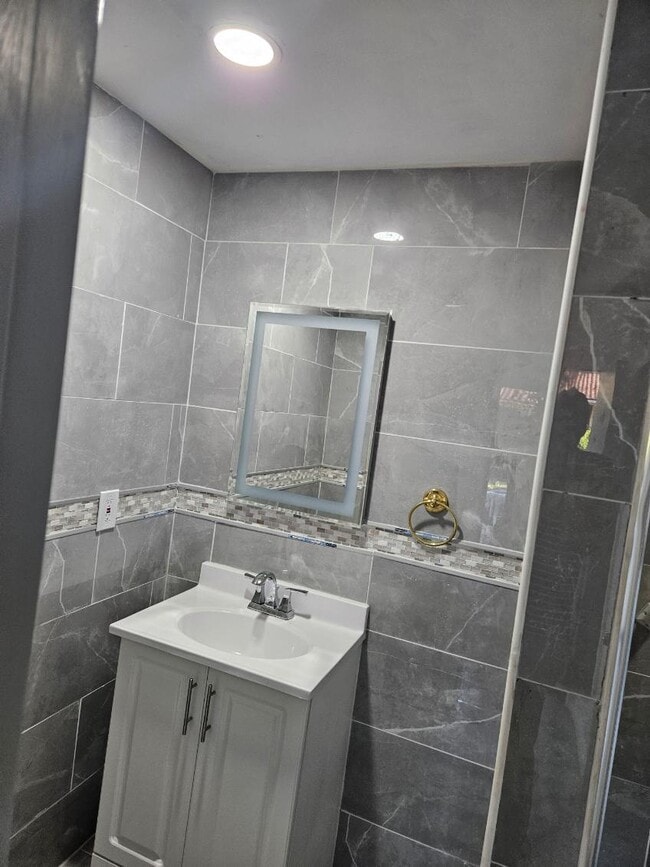 Photo - 6289 Sunnymere Ave