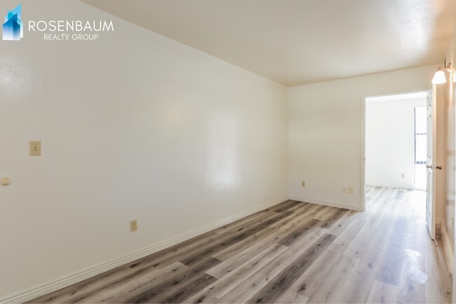 Photo - 770 N Dodge Blvd Unit 11