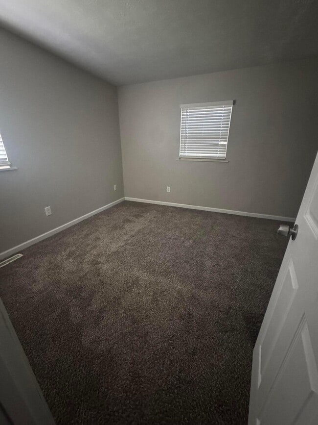 4247 Arbury Ln