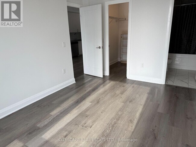 Photo - 3220 Sheppard Ave E Unit # 310