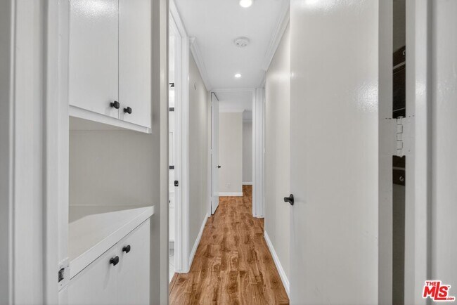 5900 Canterbury Dr Unit B217