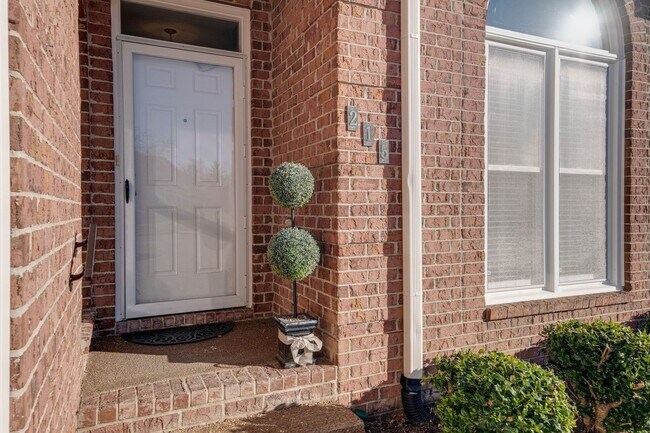 Photo - 218 Stoners Glen Ct