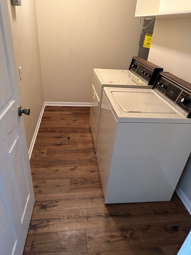 Photo - Bryan - 3 Bedroom / 2 Bath / Duplex / Fenced Yard.