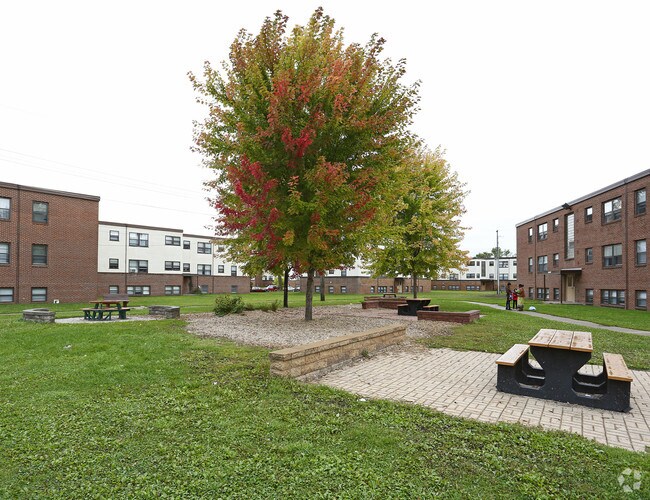 Photo - Sibley Manor Apartments