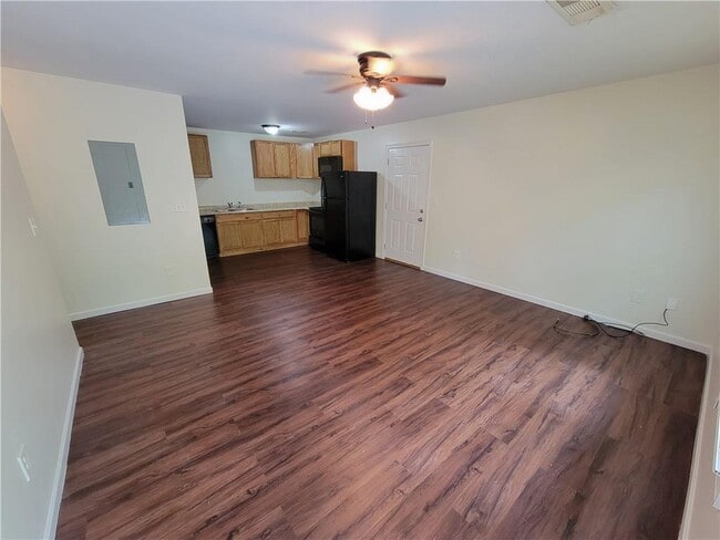 Photo - 9169 Bent Pine Ct NE