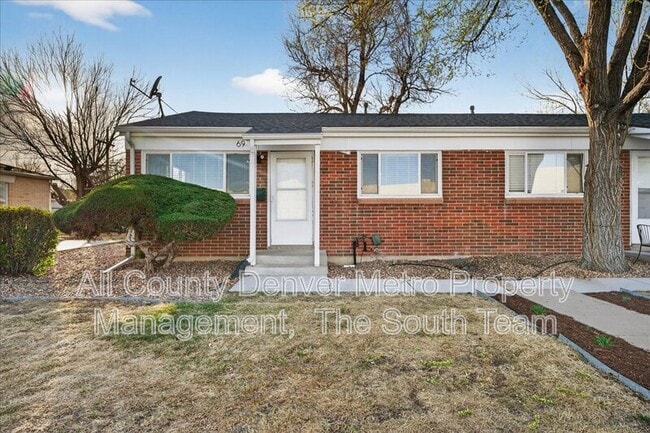 Building Photo - 69 Del Mar Cir