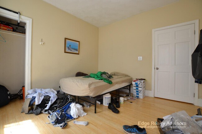 Photo - 108 Murdock St Unit 1