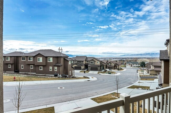 Photo - Newer 3 Bed Townhome - Provo's Southeast Bench