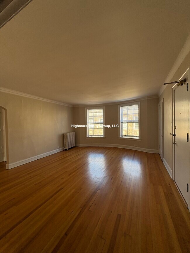 Photo - 909 Elmwood Ave Unit 2N