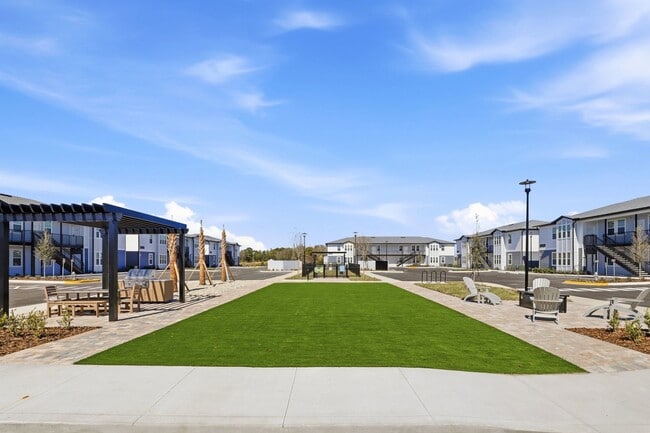 Picnic Space - Venture Apartments