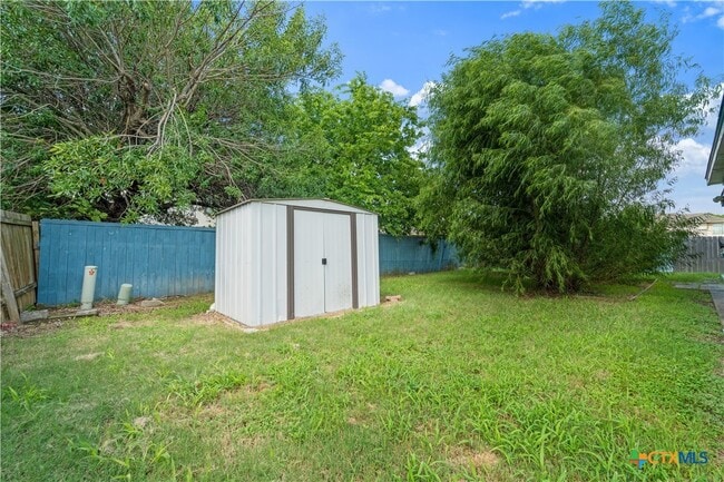 Photo - 303 Carly Dr