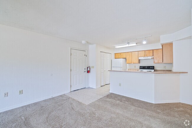3BR, 2BA - 1,148SF - Dining/Kitchen