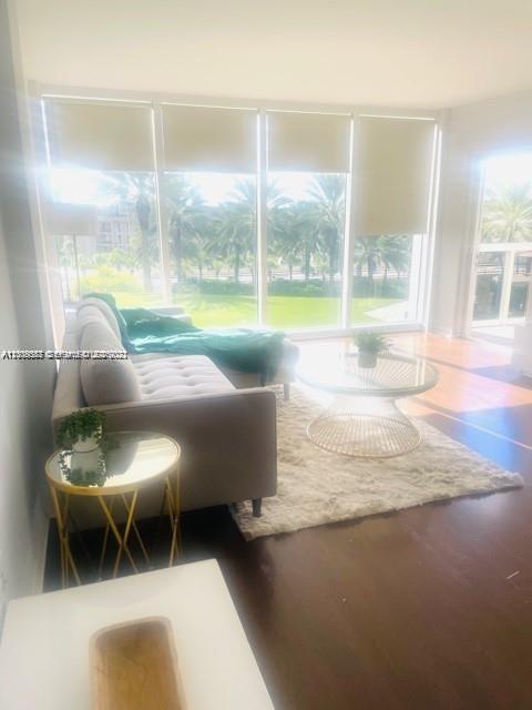 10275 Collins Ave Unit 327
