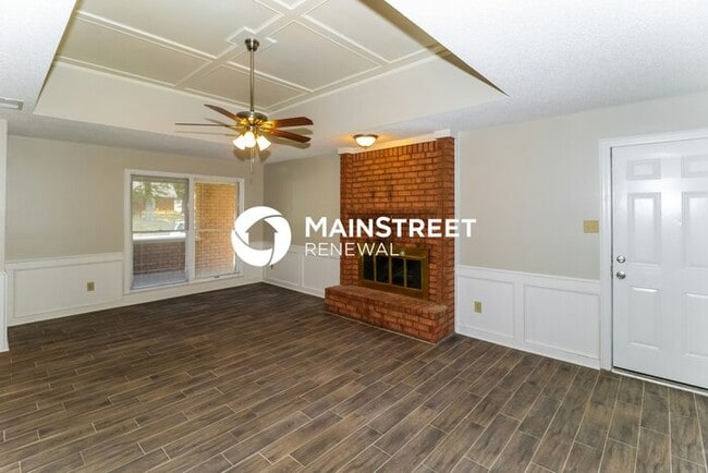 4 Bedroom Pet-Friendly Home in Cordova, TN with Main Street Renewal