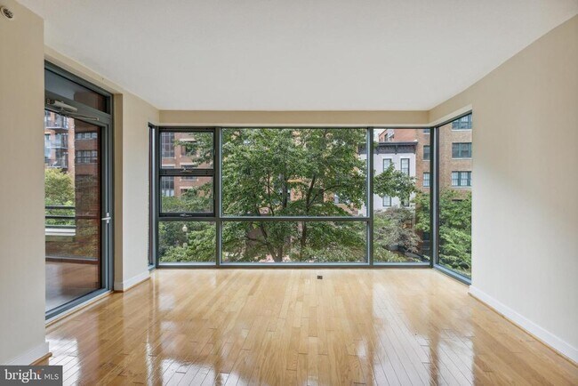 Photo - 1117 10th St NW Unit 303