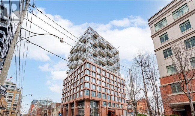 Photo - 2 Augusta Ave Unité 703