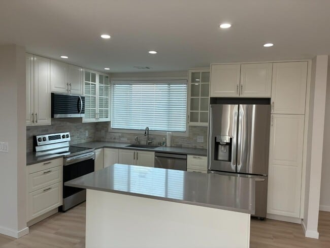 Photo - 202 Rockwood Dr