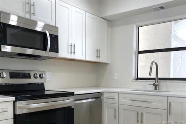 Photo - 1950 SW Palm City Rd Unit 4-201