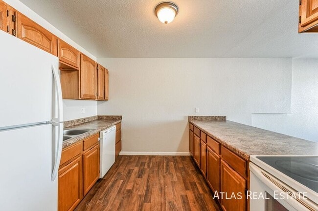 Photo - 3210 W Longfellow Pl Unit B