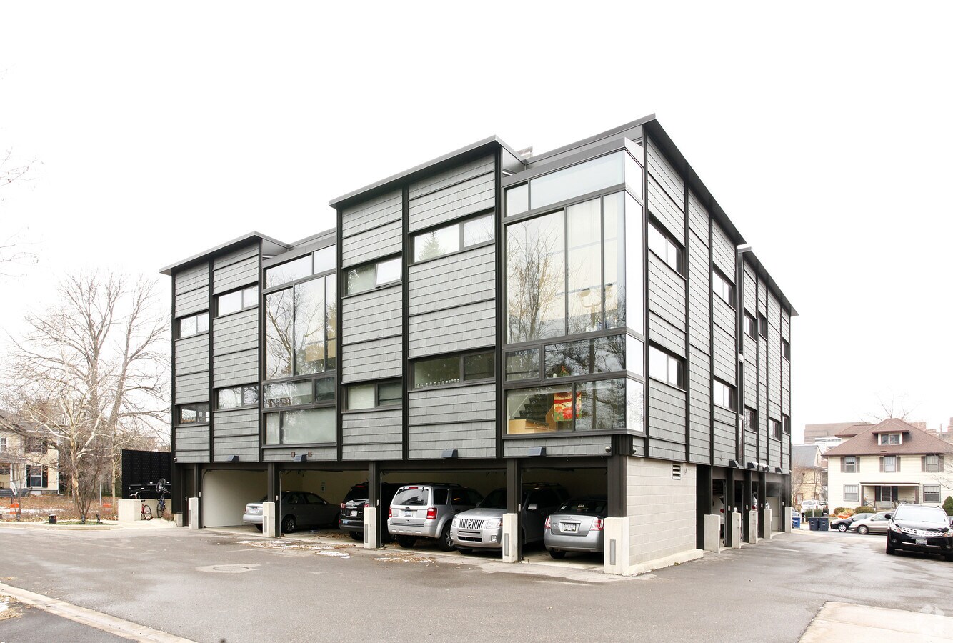 Photo - 1315 Hill St Apartments