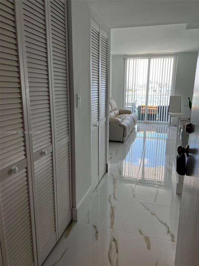 Photo - 1035 West Ave Unit 803
