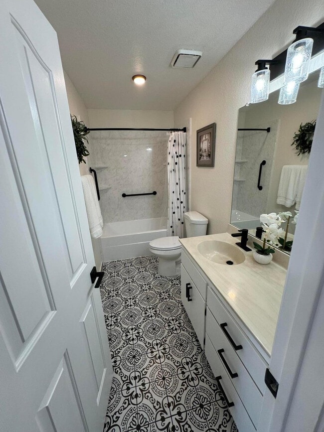 Photo - 2159 W Terrace Dr