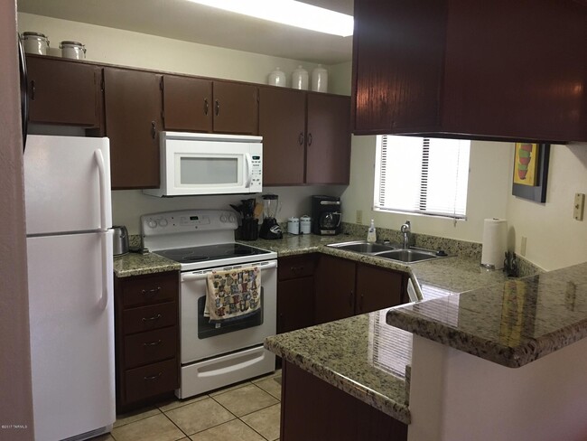 Building Photo - 5751 N Kolb Rd Unit 2103 Rental
