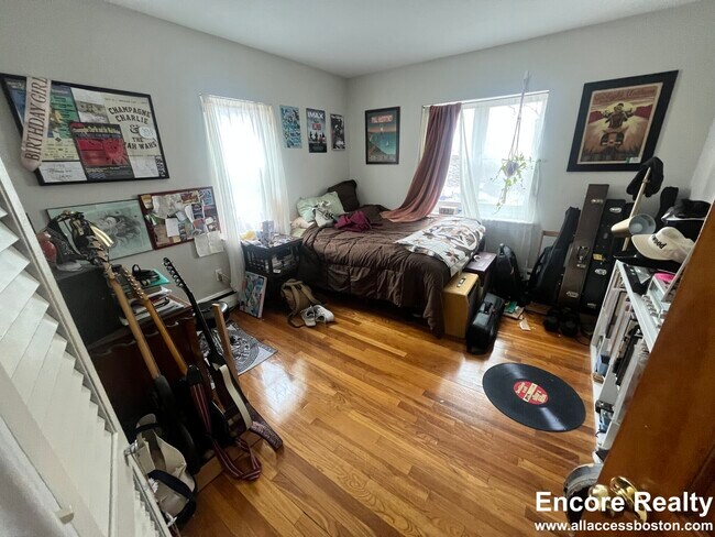 Photo - 69 Chiswick Rd Unidad 9