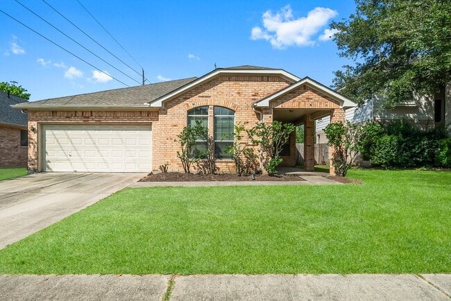 Building Photo - 19311 Twin Buttes Dr Rental