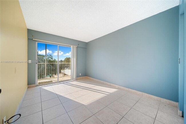 Photo - 13455 SW 3rd St Unit 302S