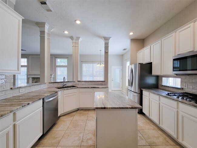 Photo - 31406 Capella Cir