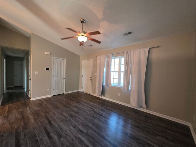 Photo - Quiet Neighborhood Charm with Easy Access to Swansboro & the Coast