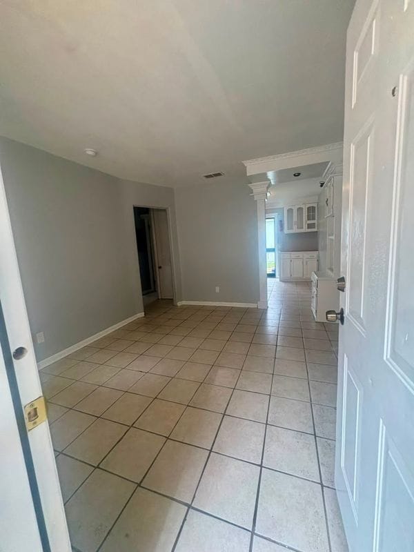 Photo - 429 W 18th St