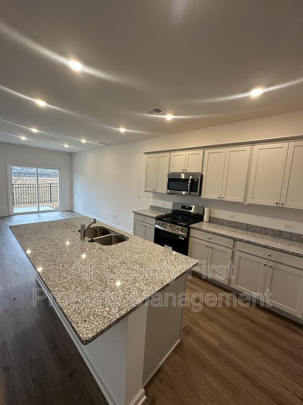 Photo - 2555 Adventure Wy