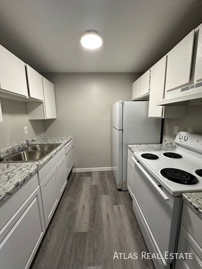 Photo - 1825 Zebulon Dr Unit C