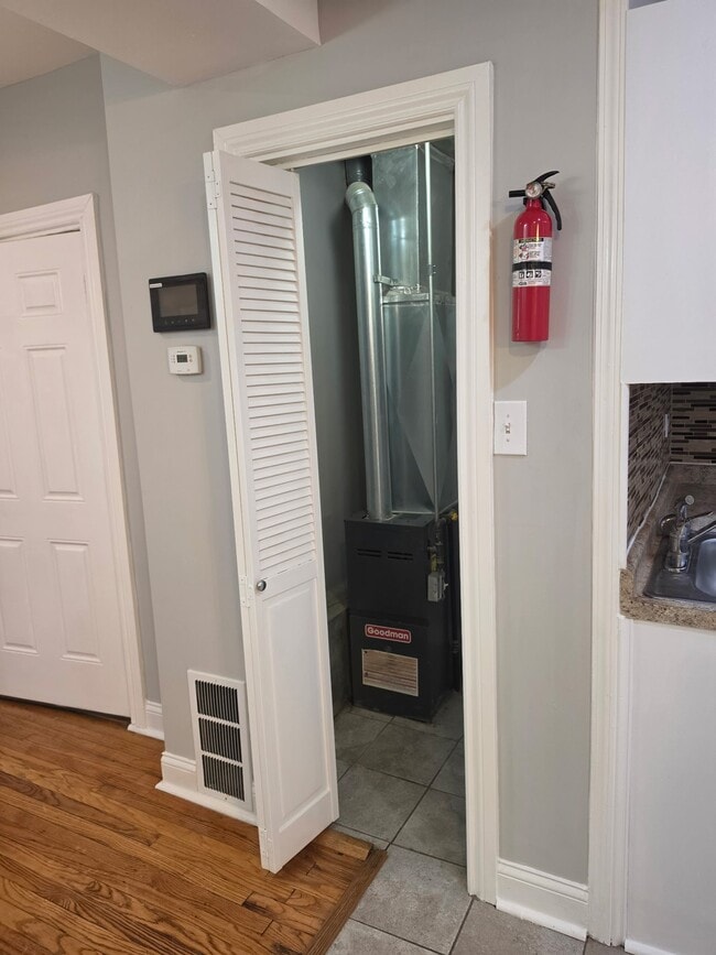 Photo - 1142 W 84th St Unit FL1